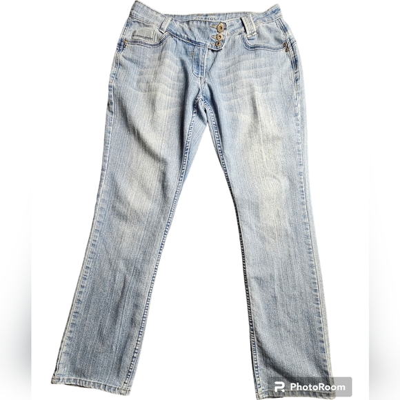 Village Jeans for women - Picture 1 of 13